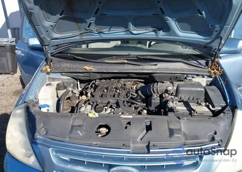 2009 Kia Sedona Lx z USA, uszkodzony, nr VIN KNDMB233496315844